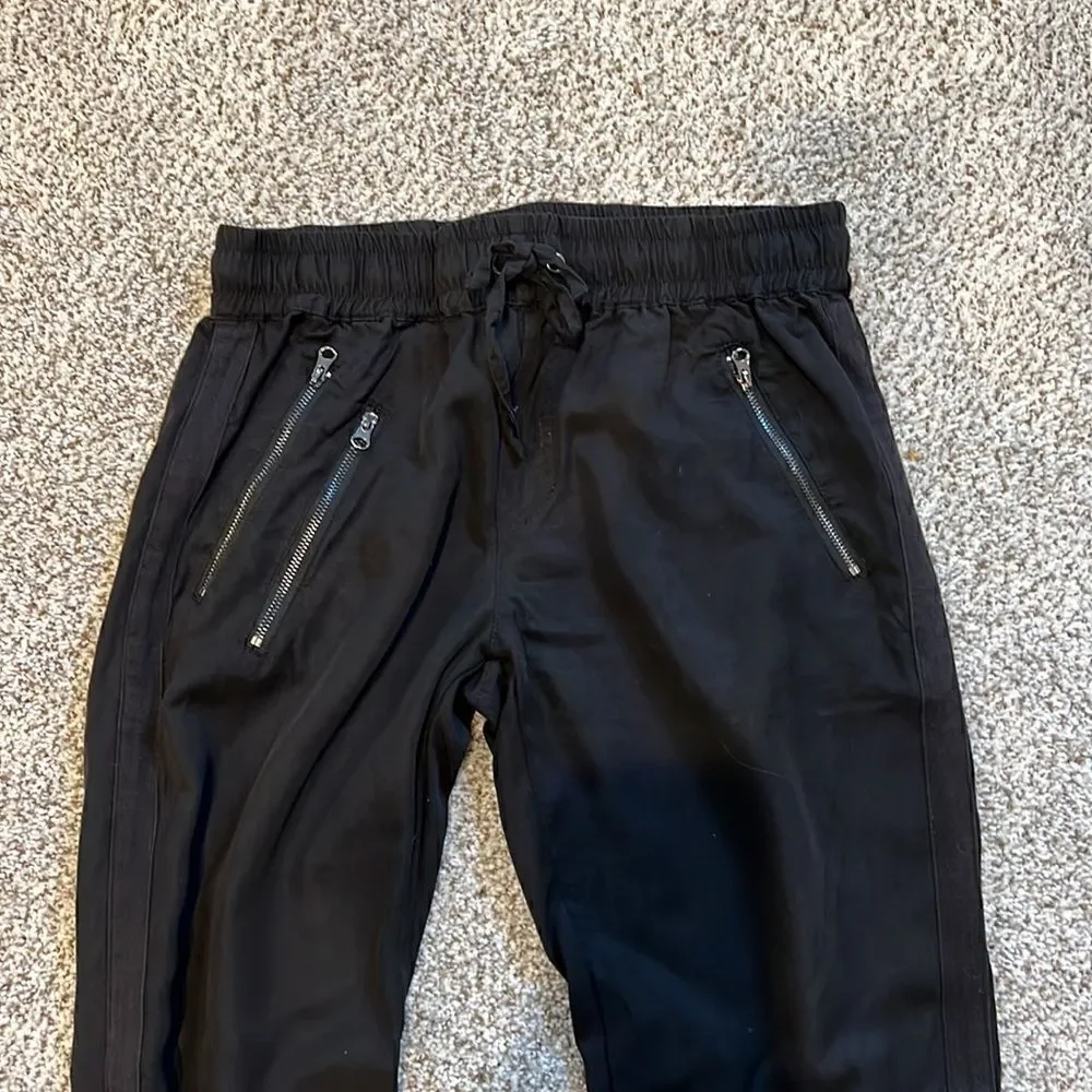 Evereve by Fate Black Joggers